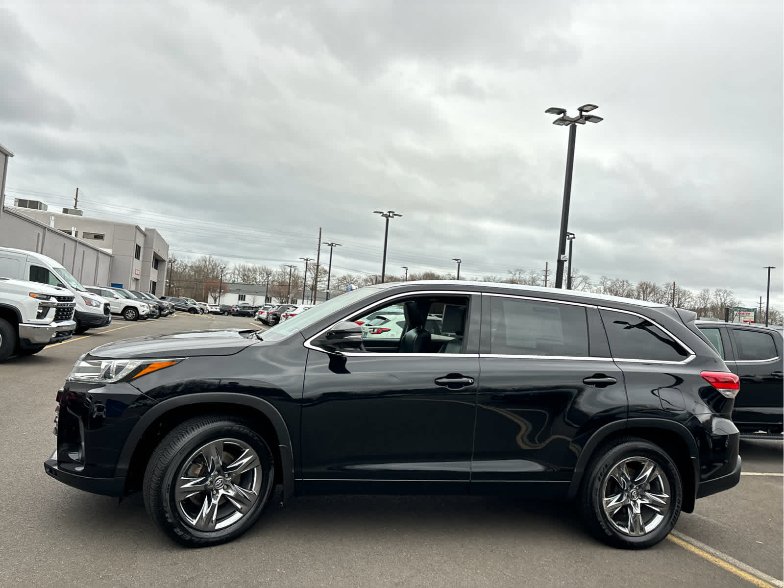 2019 Toyota Highlander Limited Platinum