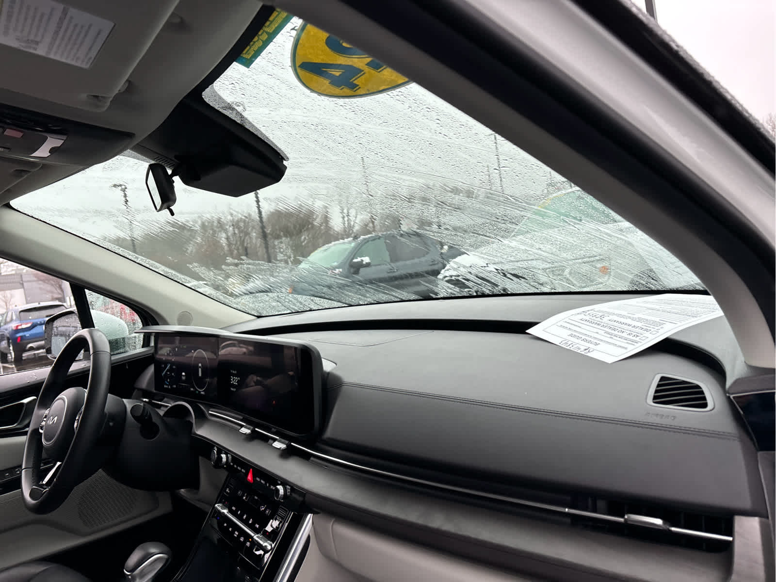 2024 Kia Carnival SX