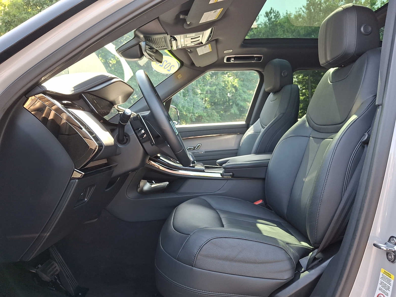 2025 Land Rover Range Rover Sport S