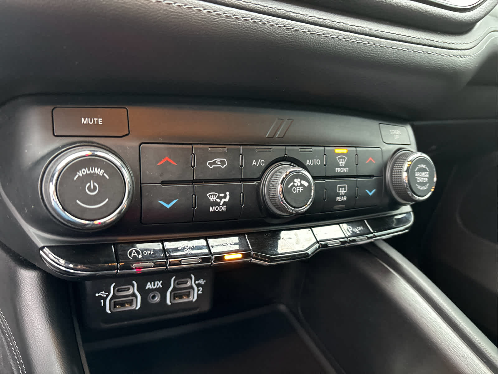 2022 Dodge Durango SXT