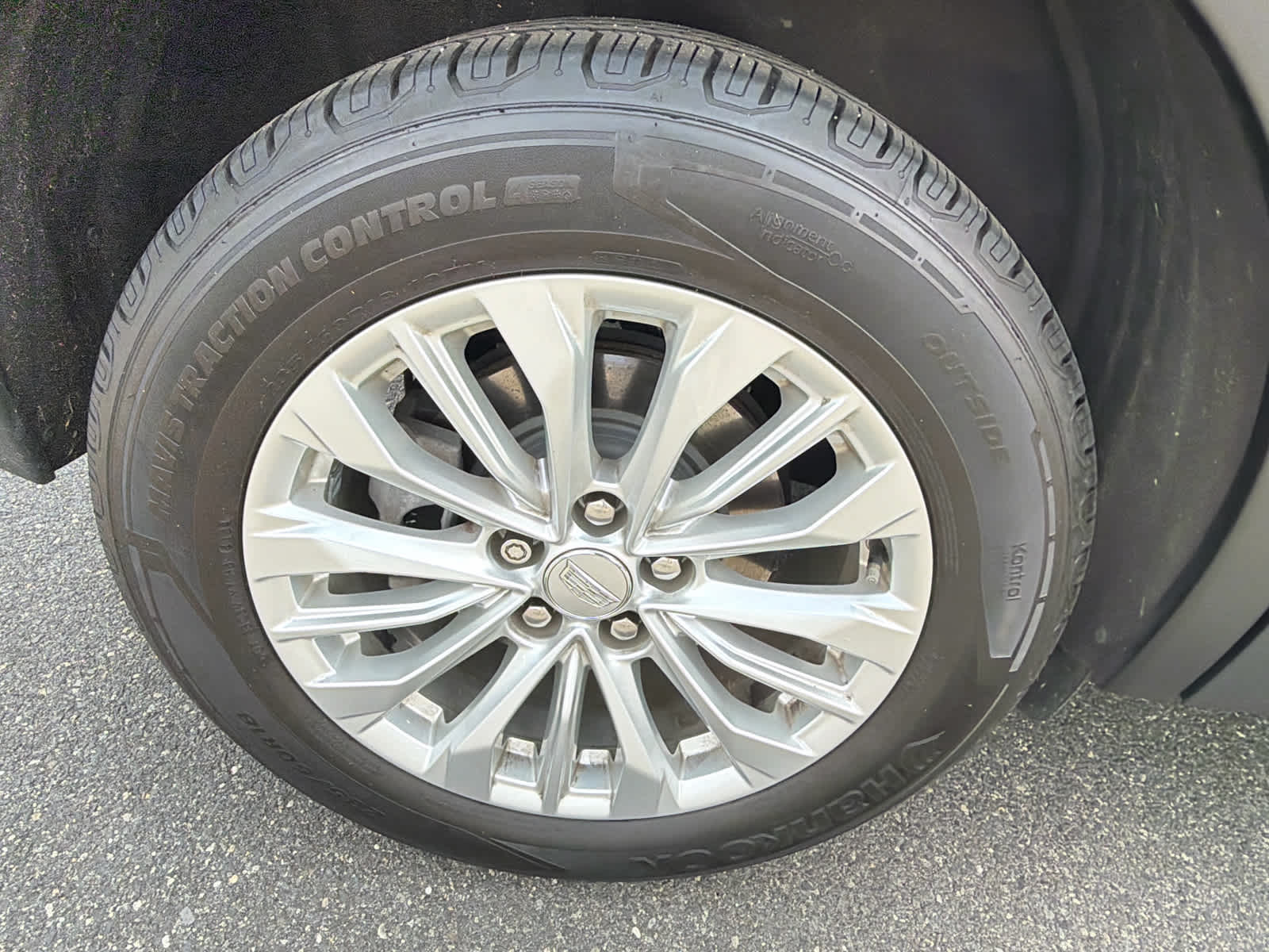2024 Cadillac XT4 FWD Luxury