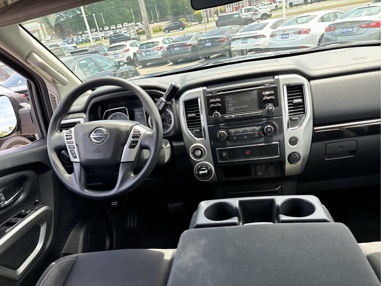 2018 Nissan Titan SV