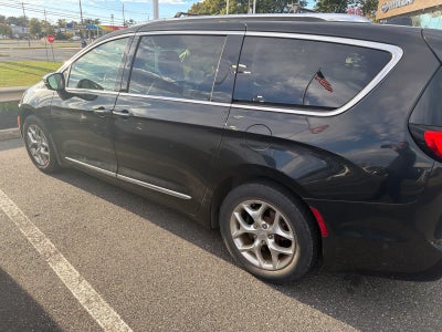2019 Chrysler Pacifica LX