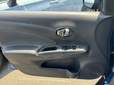 2014 Nissan Versa SV