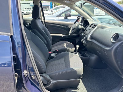 2014 Nissan Versa SV