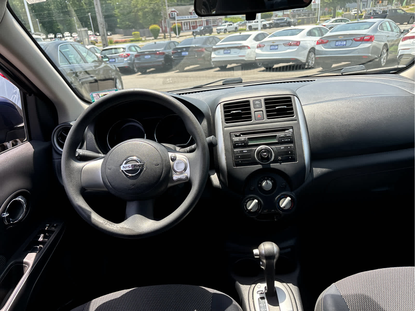 2014 Nissan Versa SV