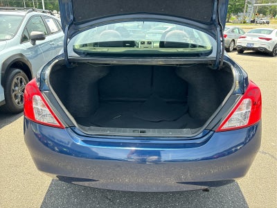 2014 Nissan Versa SV