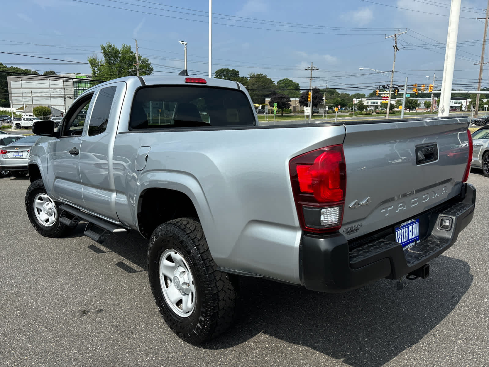 2022 Toyota Tacoma SR