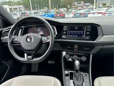 2021 Volkswagen Jetta R-Line