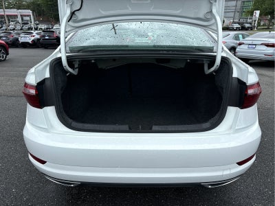 2021 Volkswagen Jetta R-Line