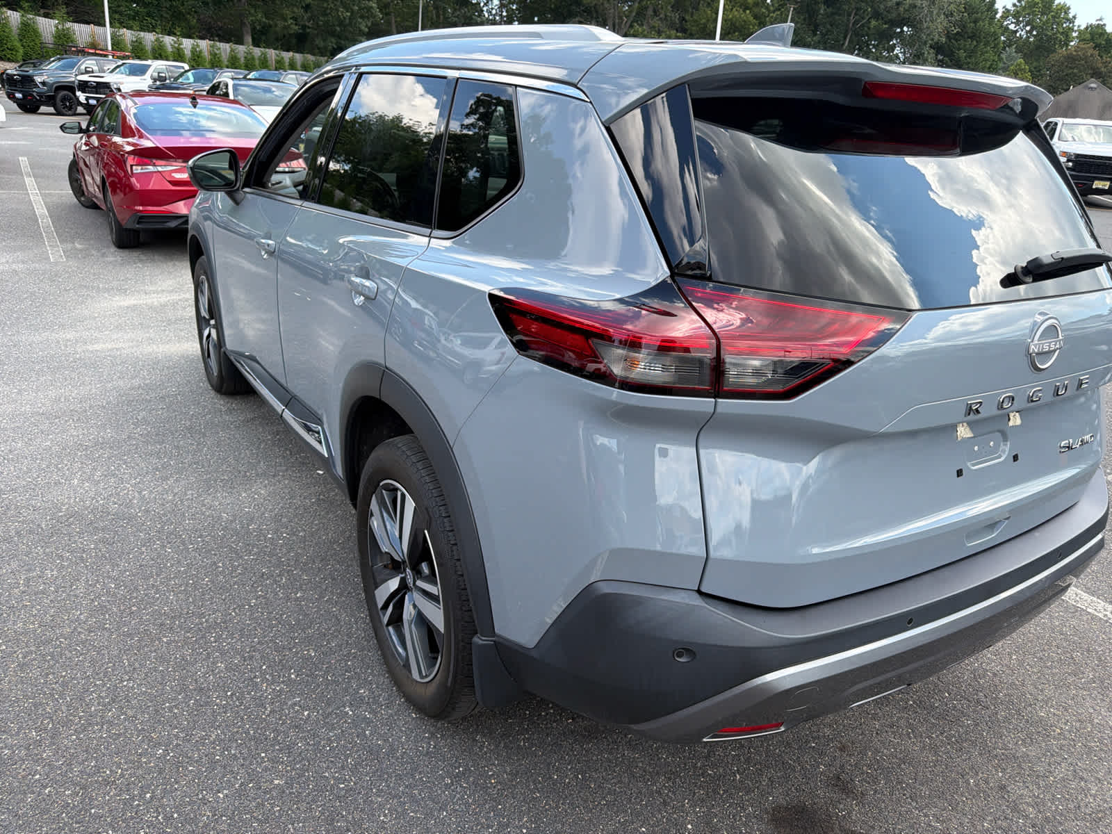 2023 Nissan Rogue SL