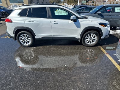 2023 Toyota Corolla Cross LE
