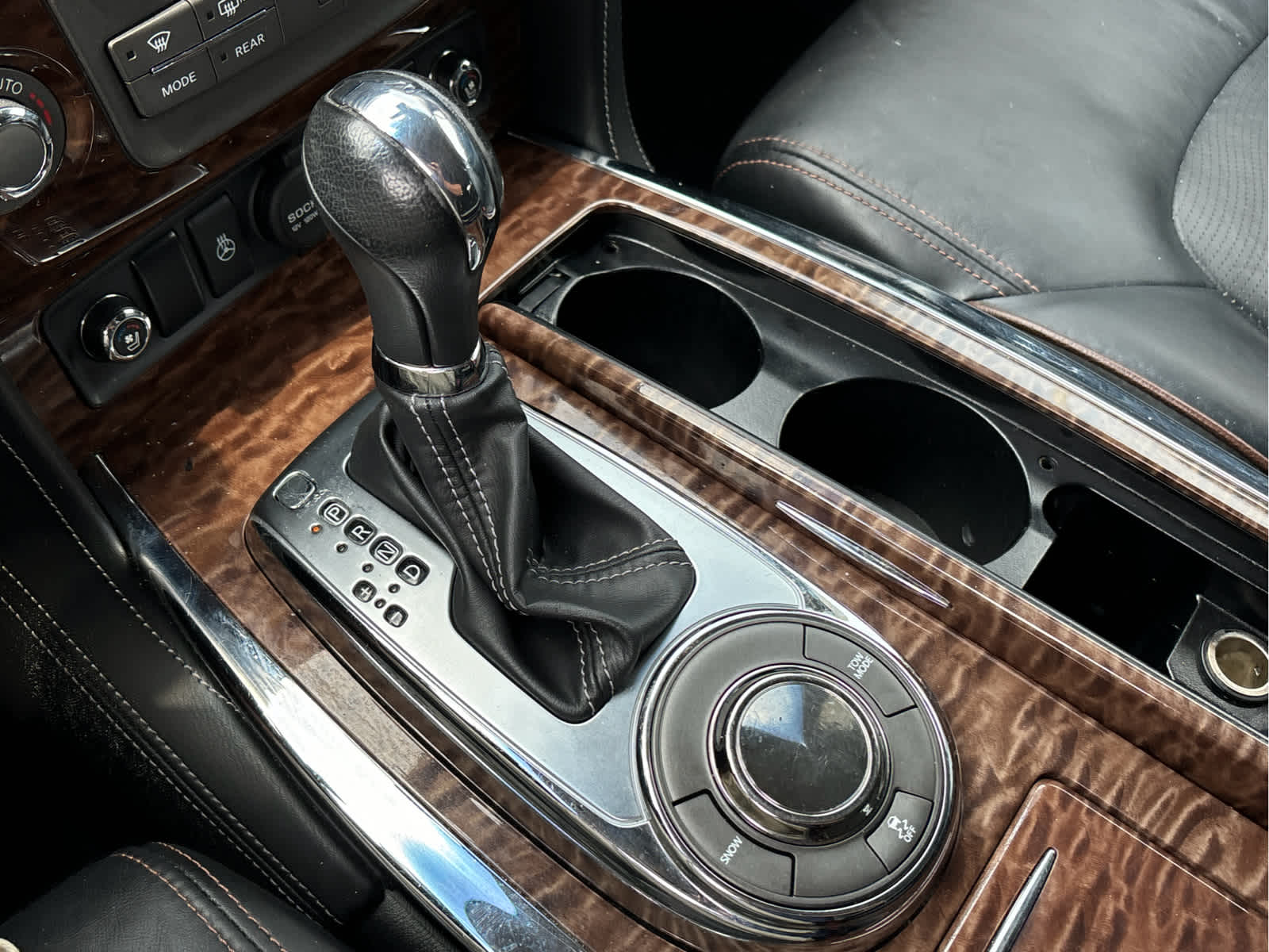2017 Nissan Armada Platinum