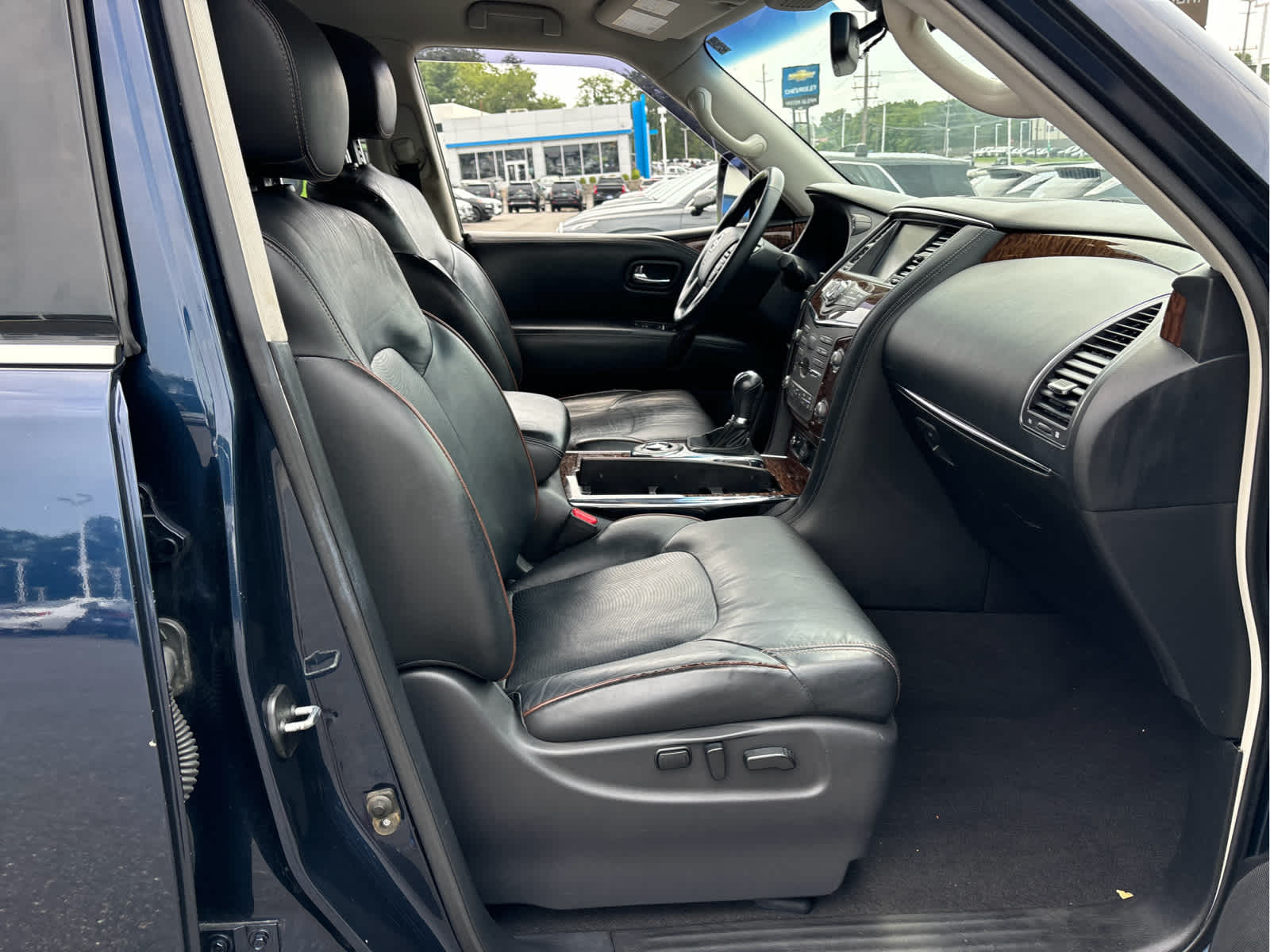 2017 Nissan Armada Platinum