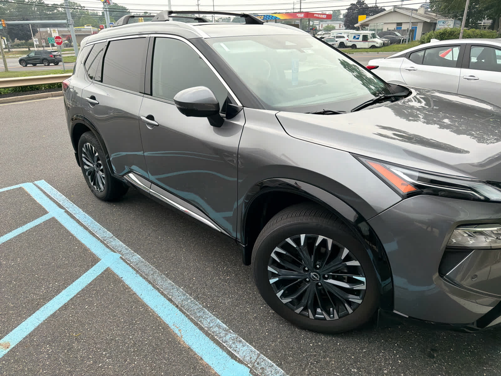 2025 Nissan Rogue Platinum