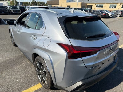 2025 Lexus UX 300h Premium