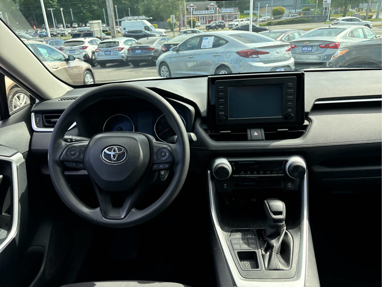 2019 Toyota RAV4 LE
