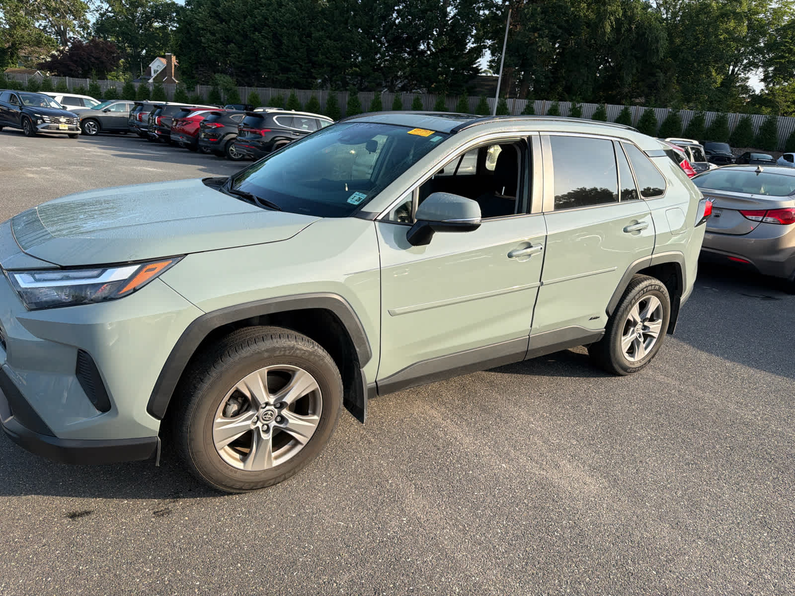2023 Toyota RAV4 Hybrid XLE