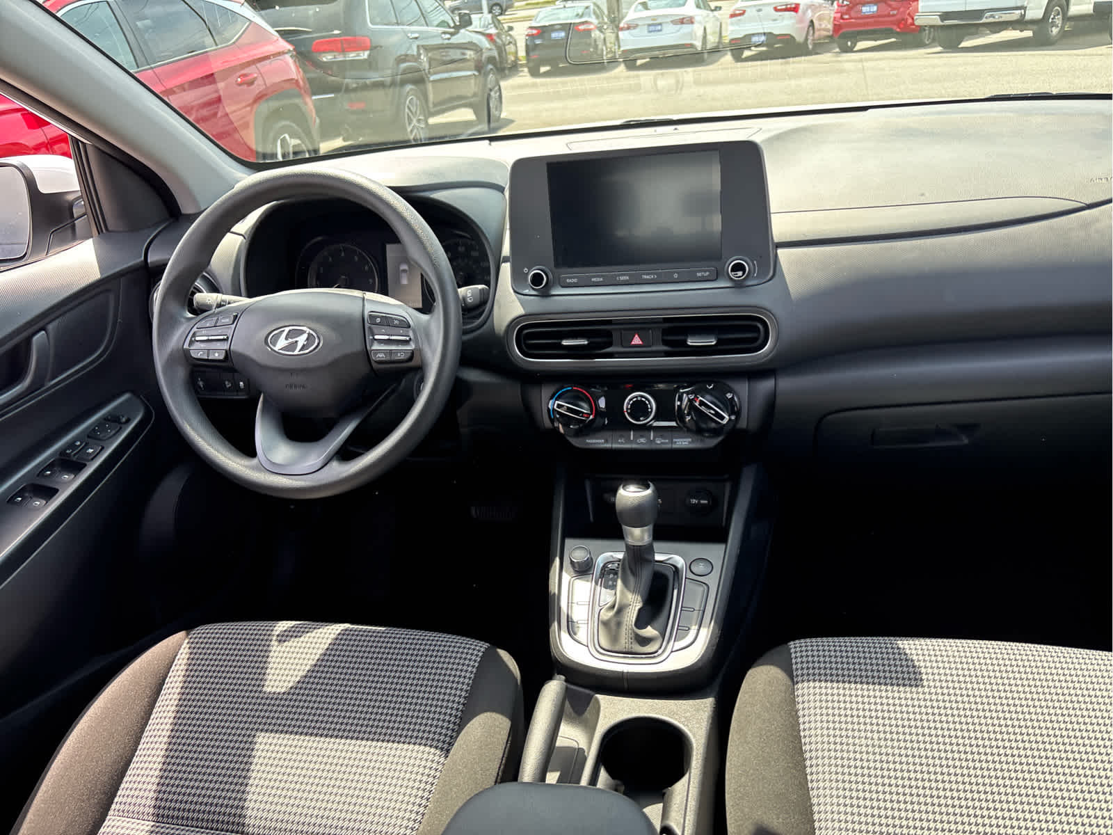 2023 Hyundai Kona SE