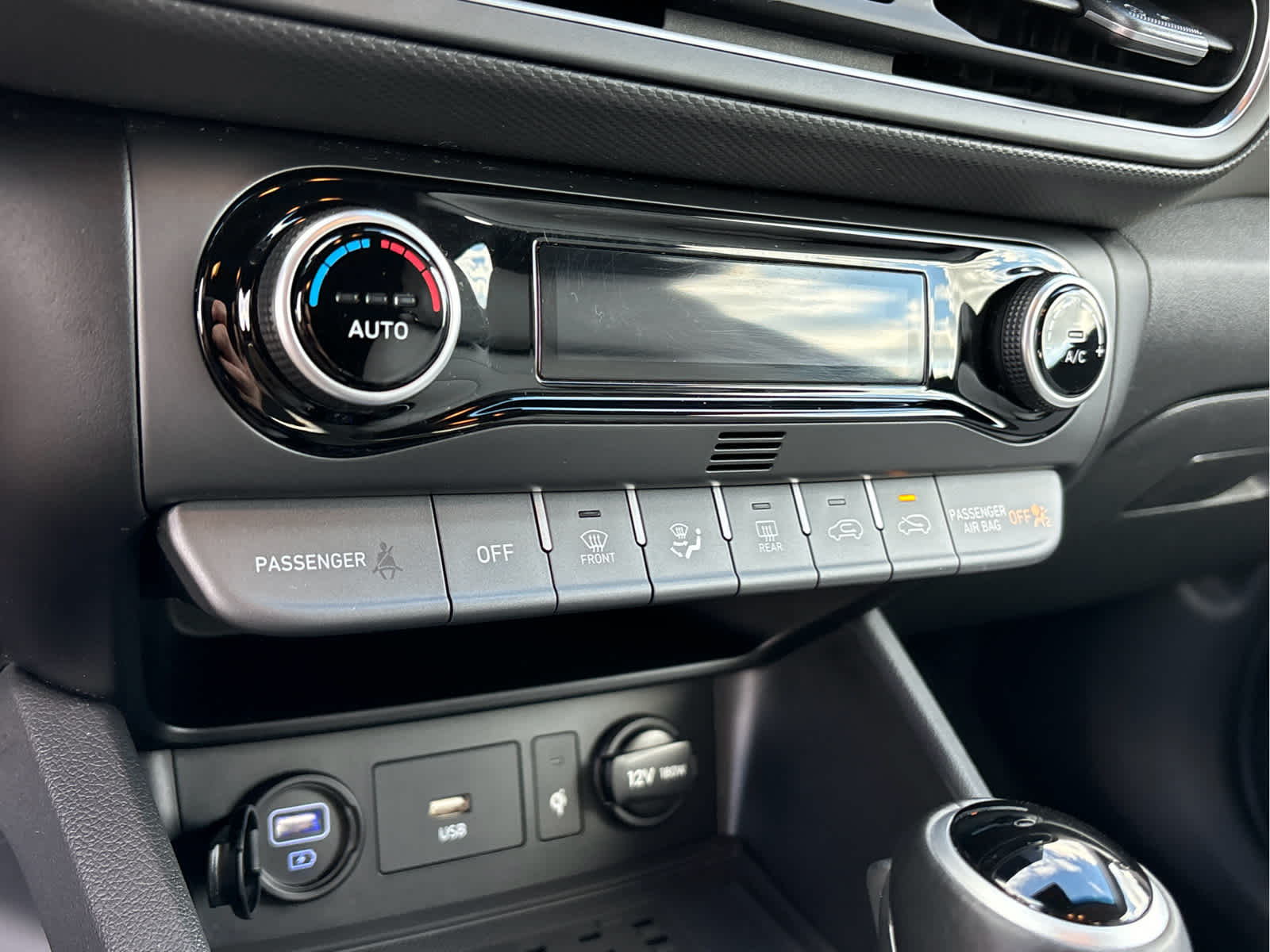 2023 Hyundai Kona Limited