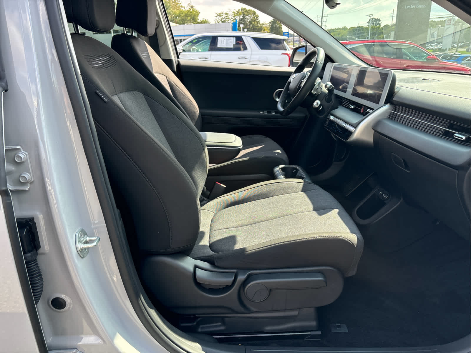 2024 Hyundai IONIQ 5 SE