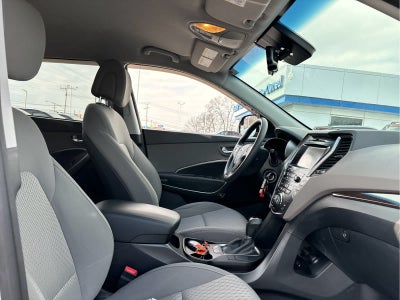 2018 Hyundai Santa Fe SE