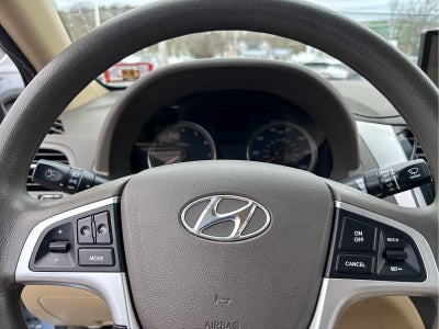 2012 Hyundai Accent GLS