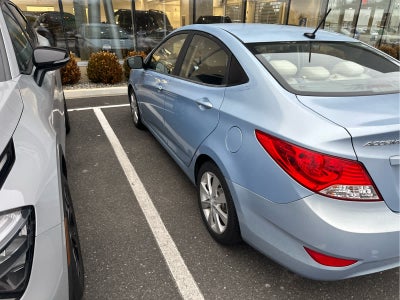 2012 Hyundai Accent GLS