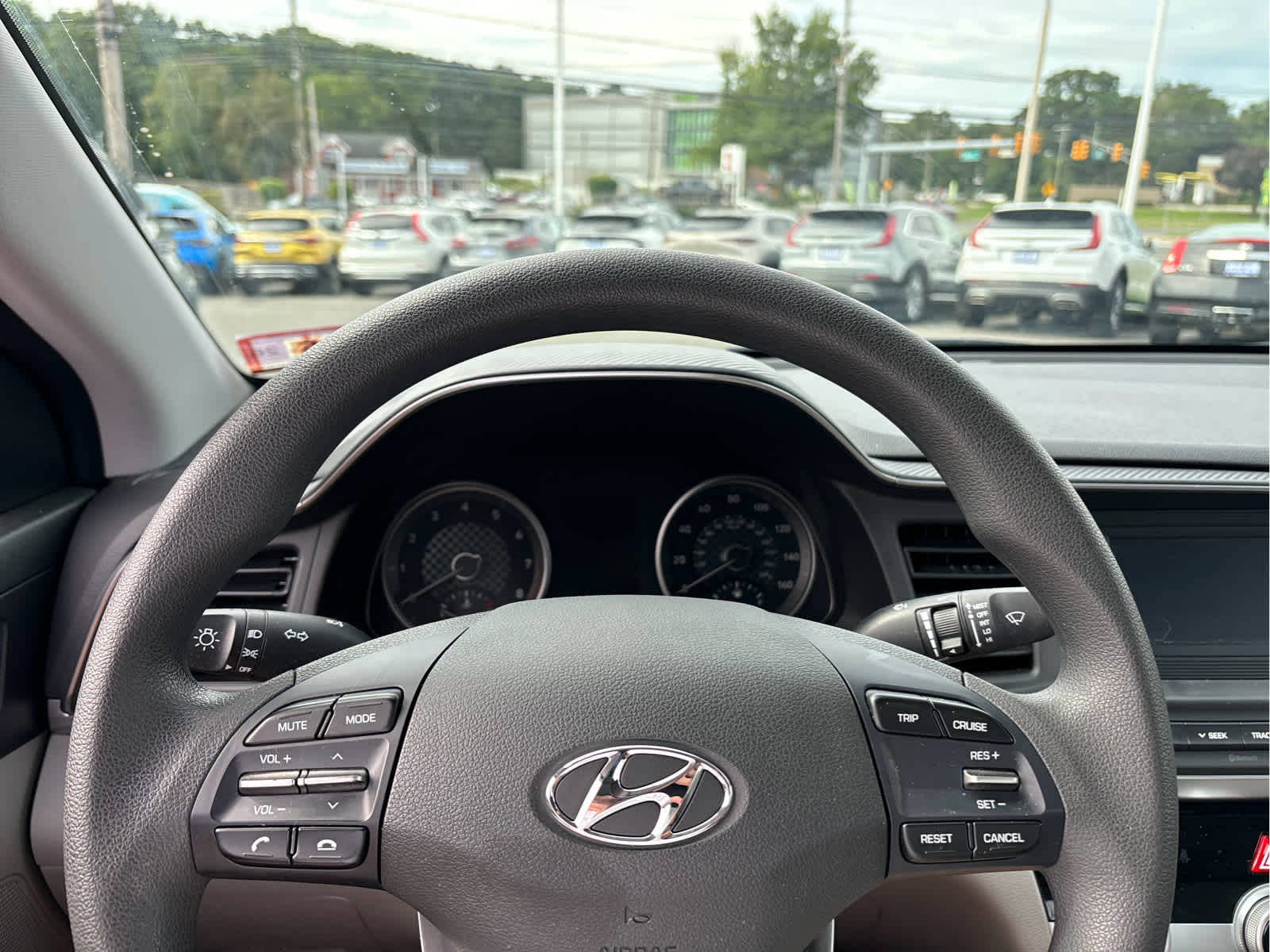 2019 Hyundai Elantra SE