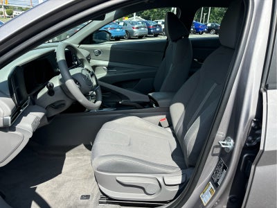 2023 Hyundai Elantra SE