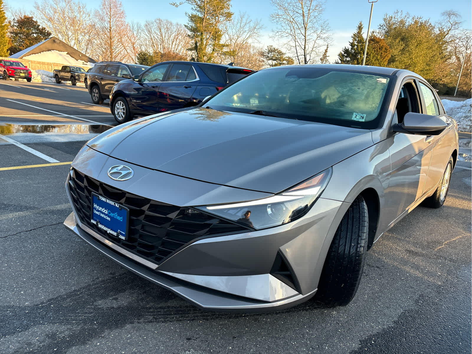 2023 Hyundai Elantra SE