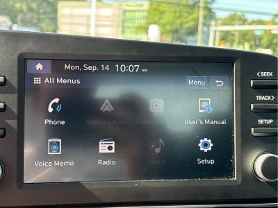2023 Hyundai Elantra SE