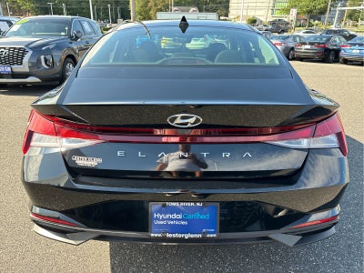 2023 Hyundai Elantra SE