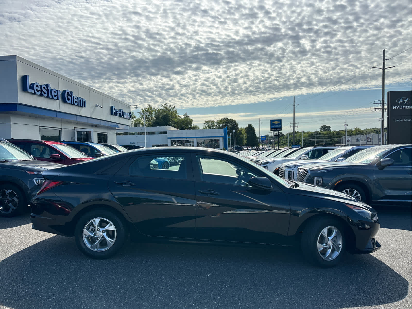 2023 Hyundai Elantra SE