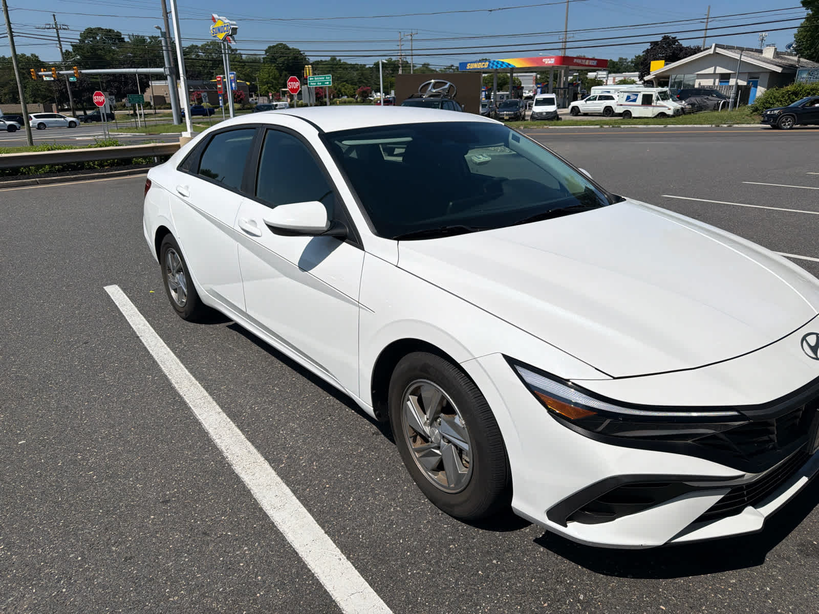 2024 Hyundai Elantra SE
