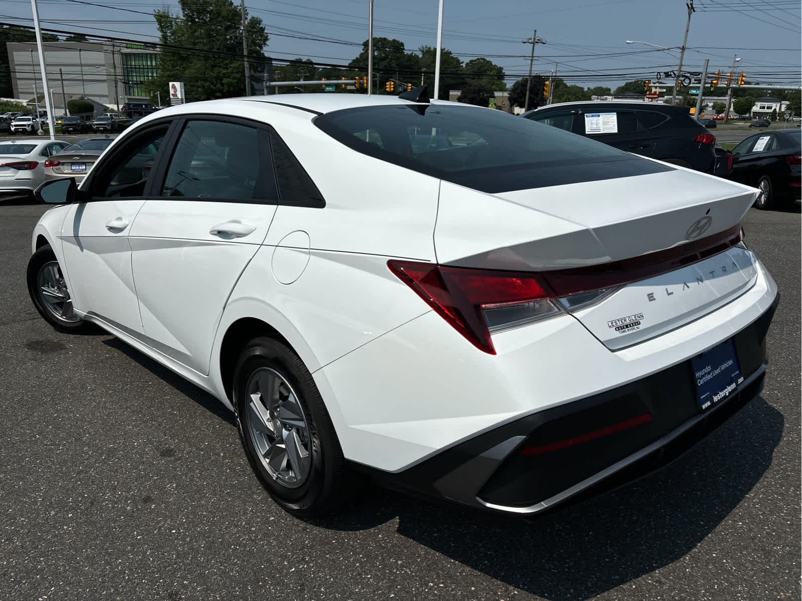 2024 Hyundai Elantra SE