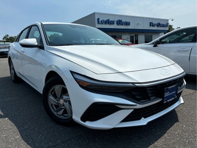 2024 Hyundai Elantra SE