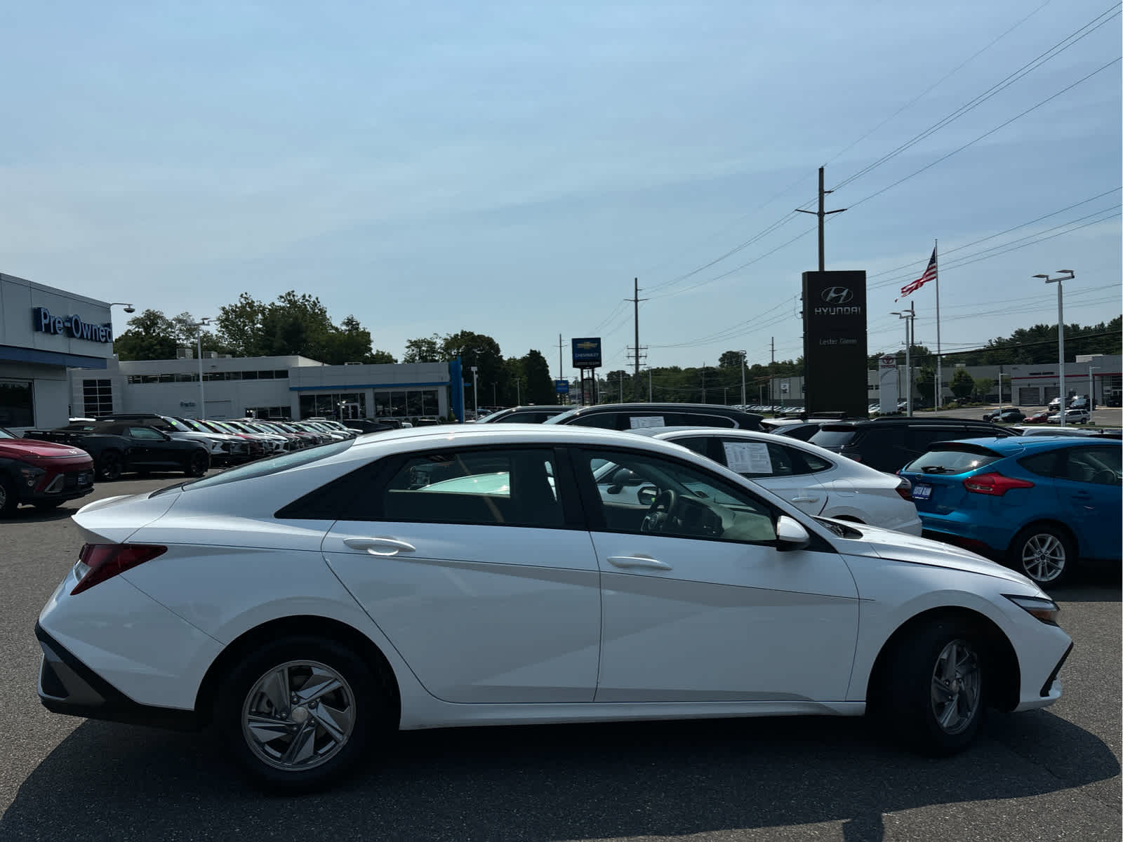2024 Hyundai Elantra SE