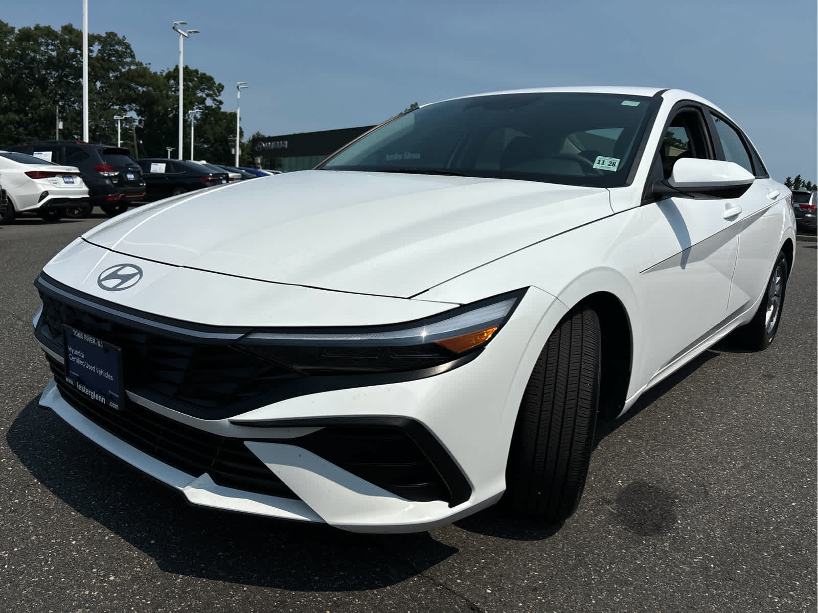 2024 Hyundai Elantra SE