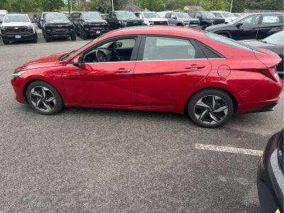 2022 Hyundai Elantra Limited