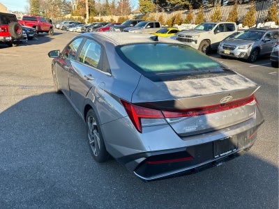 2024 Hyundai Elantra Limited
