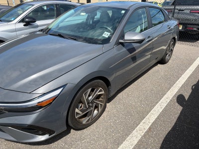 2024 Hyundai Elantra Limited