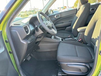 2024 Hyundai Venue SE