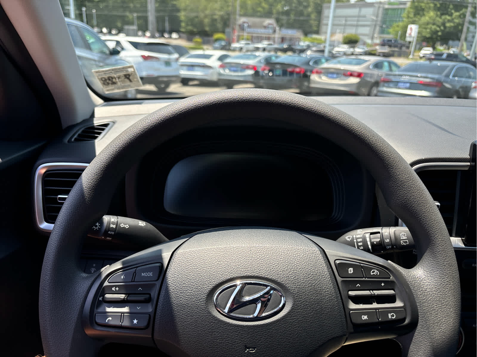 2023 Hyundai Venue SE