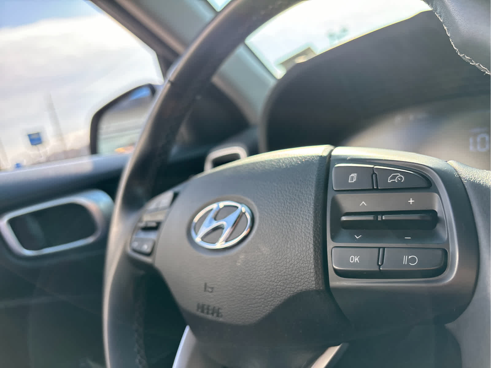 2023 Hyundai Venue SEL