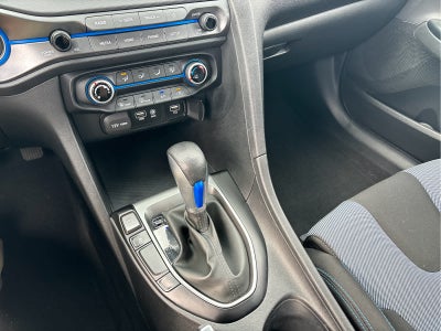 2020 Hyundai Veloster 2.0