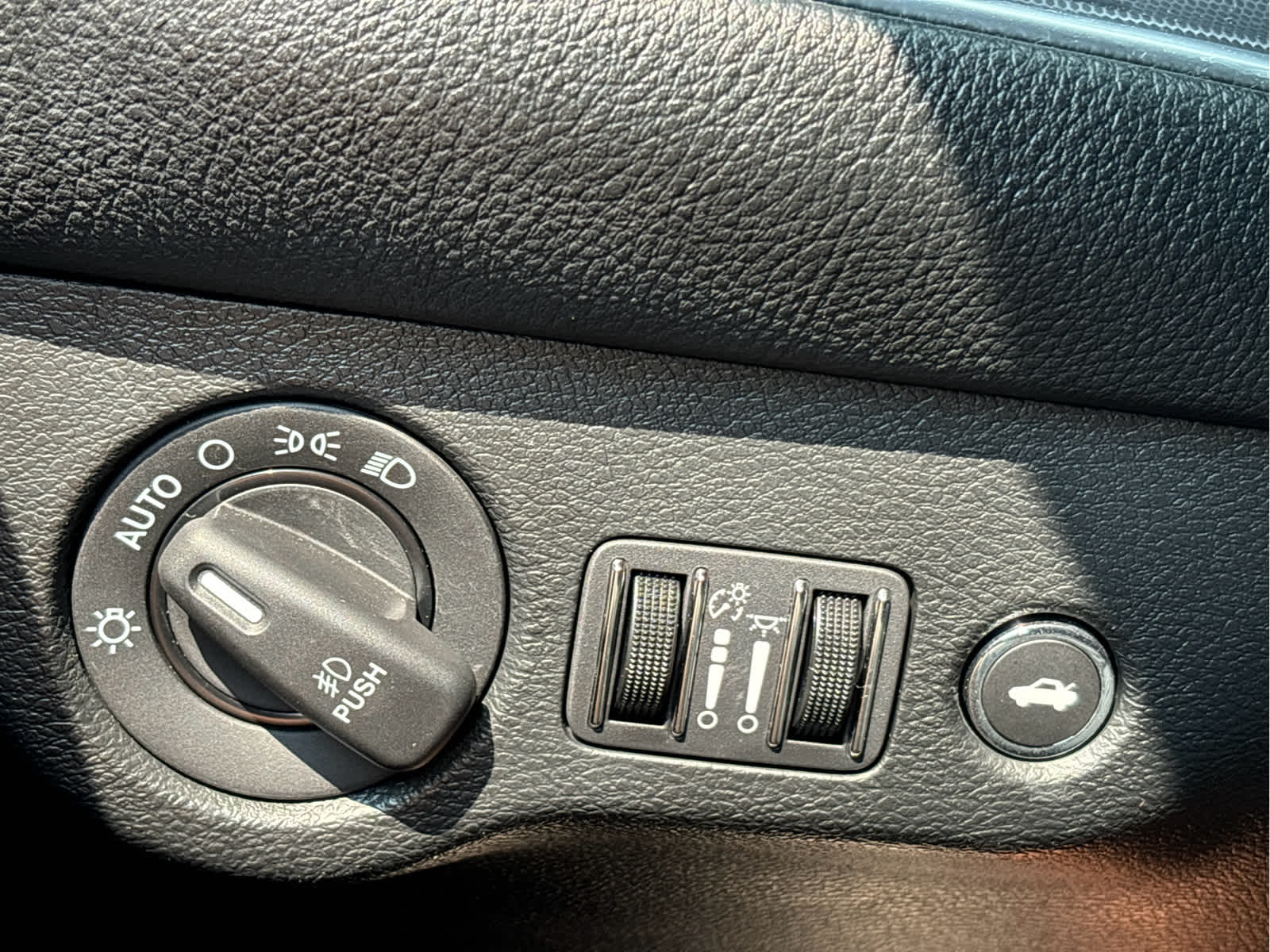 2018 Dodge Challenger SXT Plus