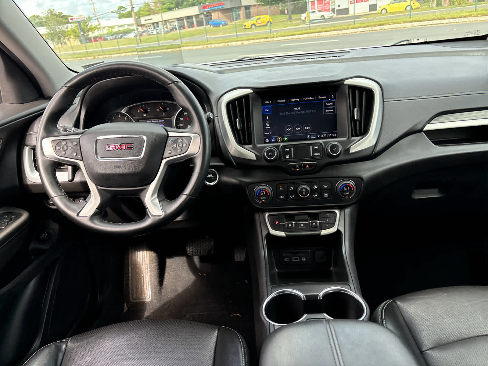 2023 GMC Terrain SLT