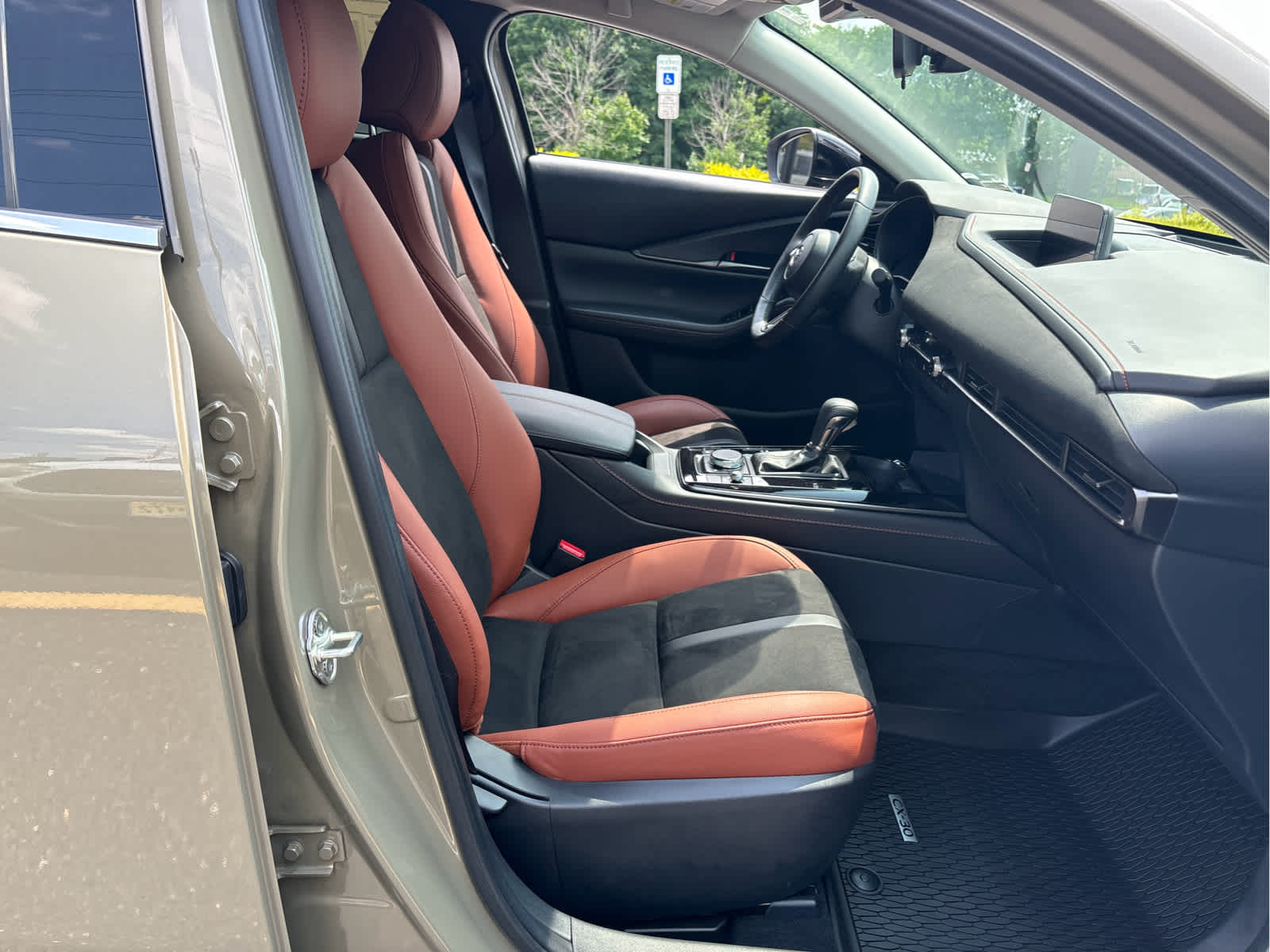 2024 Mazda Mazda CX-30 2.5 Carbon Turbo