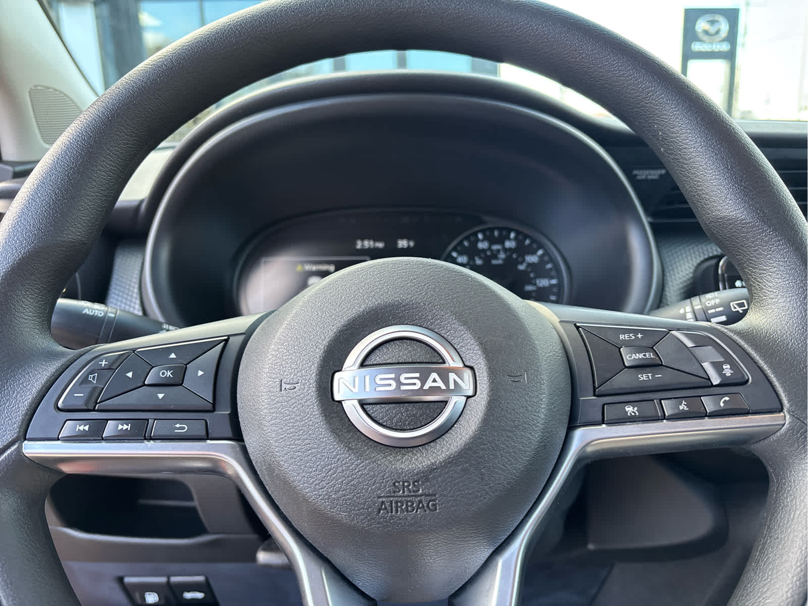 2022 Nissan Kicks SV